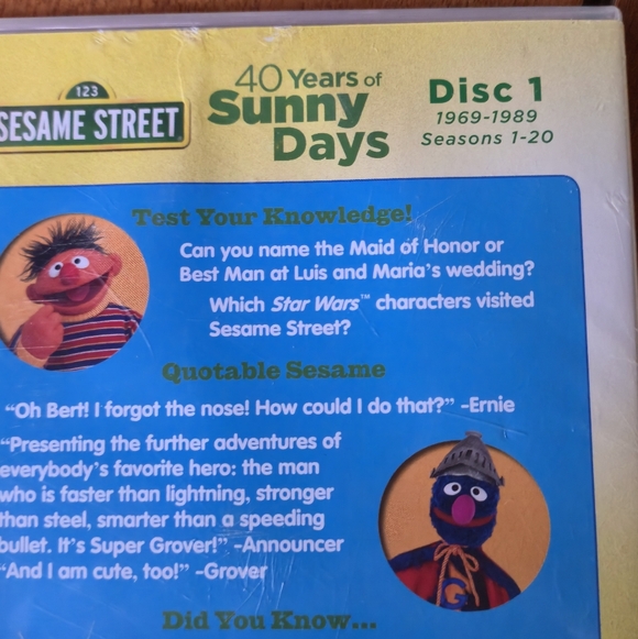 Sesame Street: 40 Years of Sunny Days (2-Disc Set) + Follow That Bird Movie - Picture 8 of 10